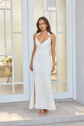 Éclat Affair Halter Maxi Dress Beige